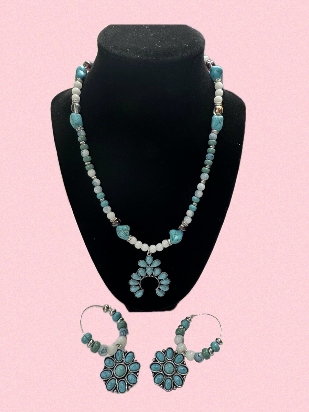 Fashion Jewelry Turquoise and White Beaded Necklace with Pendant & Hoop Earrings